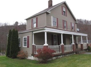 1226 Tippecanoe Rd, Smock, PA 15480