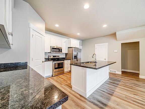 3rd image of 4435 W Glendon Dr