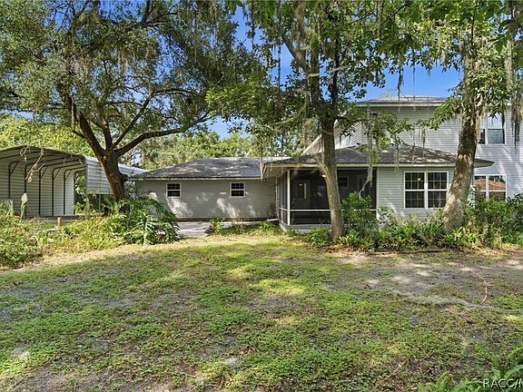 3rd image of 2524 S Pleasant Point
