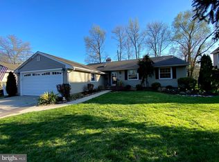1104 Yardley Rd, Cherry Hill, NJ 08034
