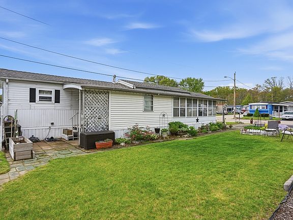 4th image of 119 Rene Dr