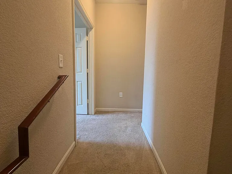 806 Baldwin Rowe Cir — Photo 25