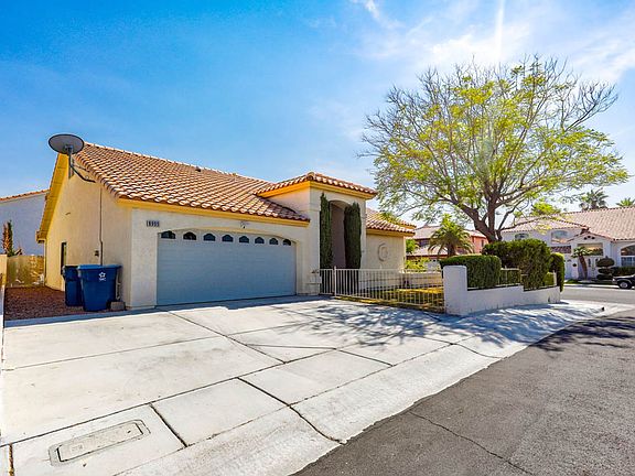 3rd image of 8995 Sidebrook Ct