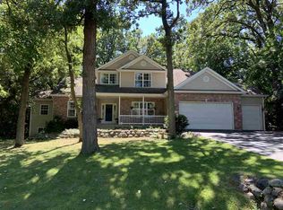 122 Eaglewood Pl, Rockton, IL 61072