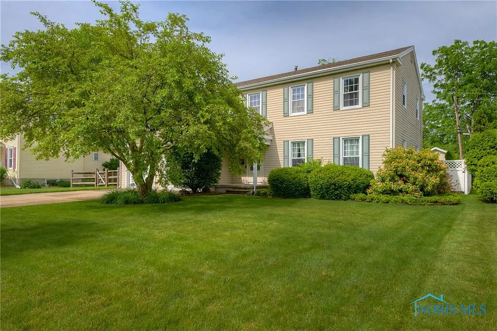 816 Michigan Ave photo 1