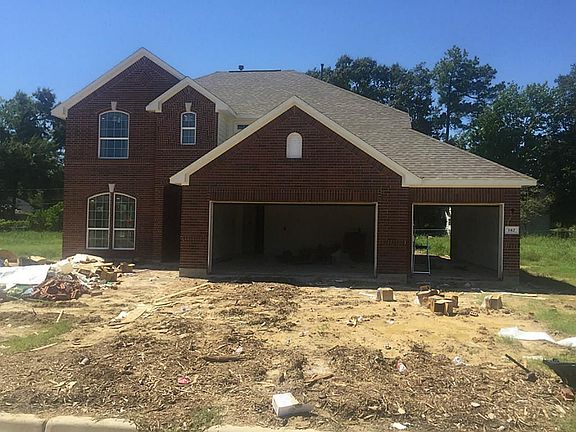3rd image of 142 Persimmon Dr