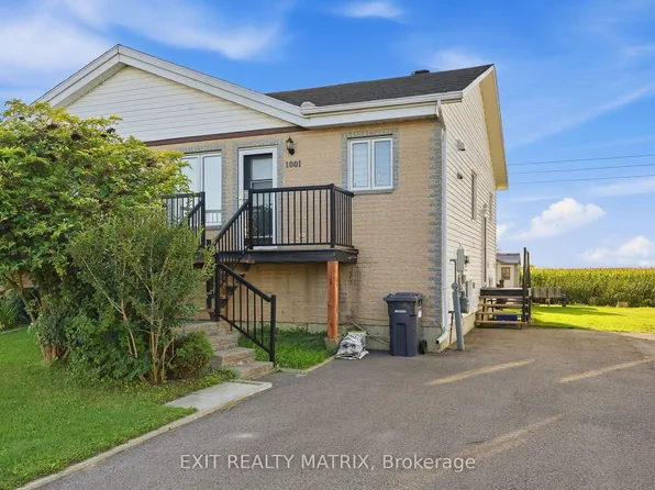 1001 Jacynthe St, Hawkesbury, ON K6A 3W4