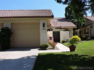 12868 Via Moura, San Diego, CA, 92128