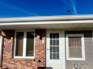 1824 14th Ave APT 102, Nebraska City, NE 68410