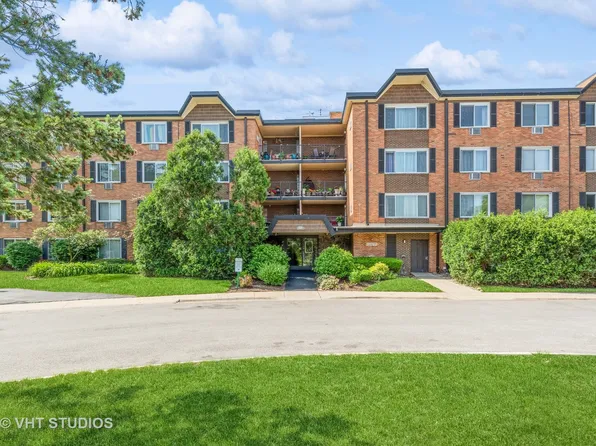 1217 S Old Wilke Rd APT 109, Arlington Heights, IL 60005