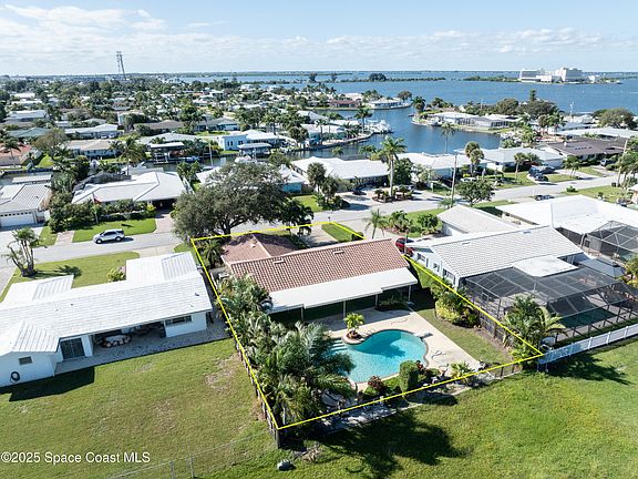 4th image of 410 Brightwaters Dr