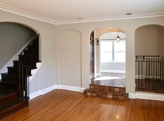 5th image of 605 7th St SE #S