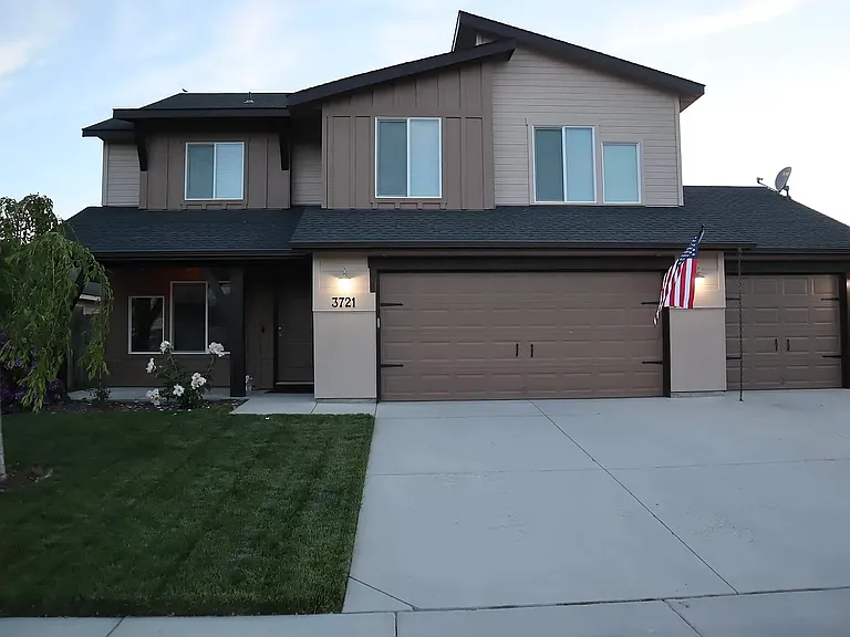 3721 S Barletta Way — Photo 1