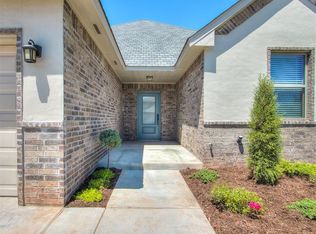 16717 Monroe Dr, Edmond, OK 73012