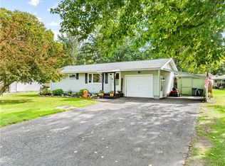 10 Ingersoll Dr, Fulton, NY 13069