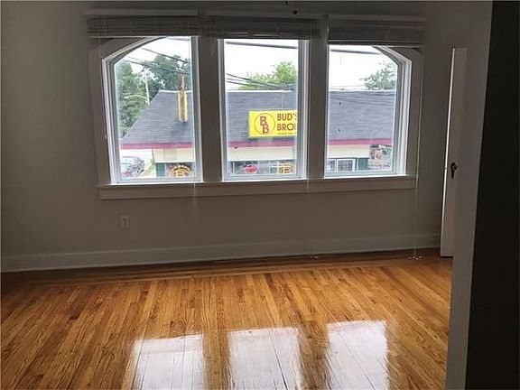 5th image of 3150 Calhoun St