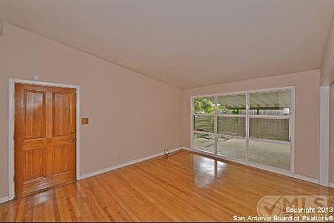 3rd image of 426 Sharon Dr