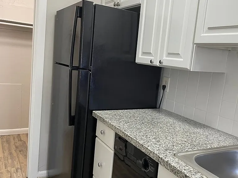 154 W Powers Cir — Photo 17