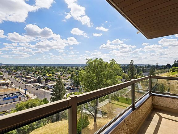 2nd image of 935 W Glass Ave #202