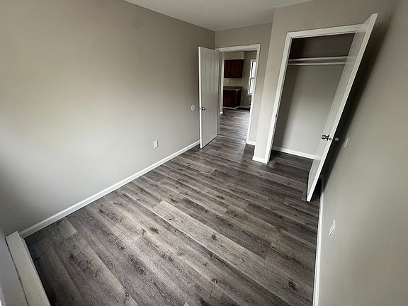 3rd image of 307 Littleton Ave #1
