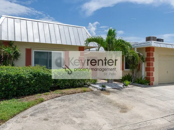 6575 Green Valley Dr, Seminole, FL 33777