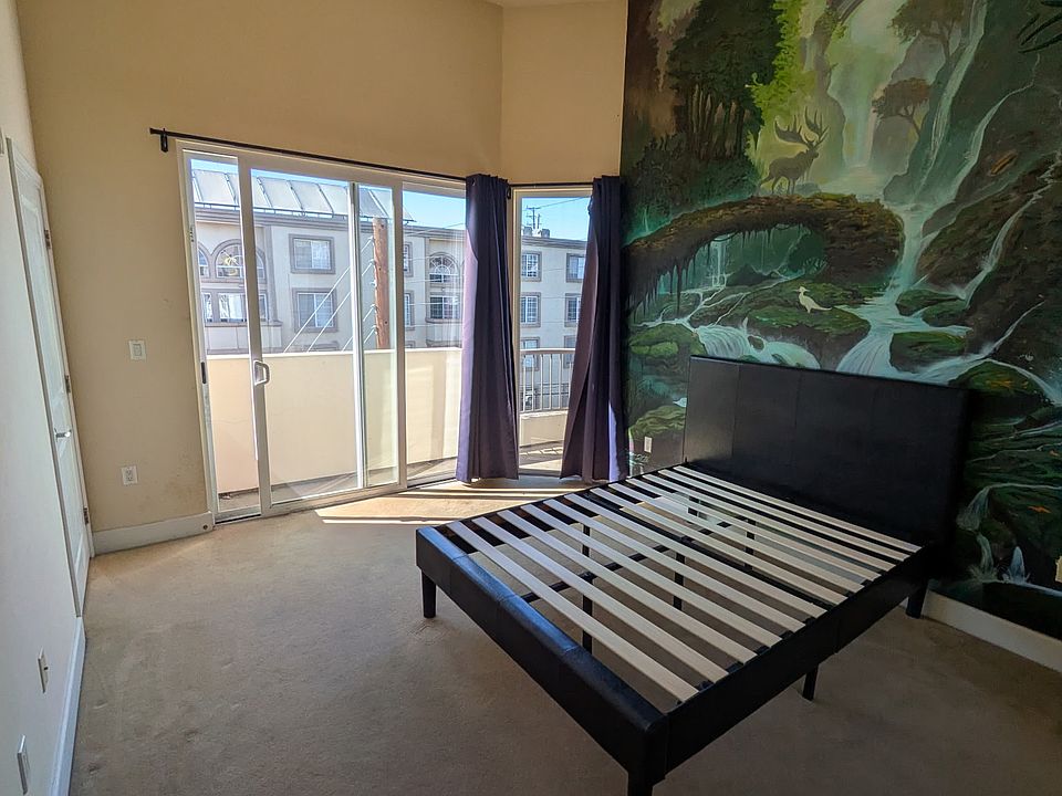1st image of 11722 Ohio Ave #Penthouse 1