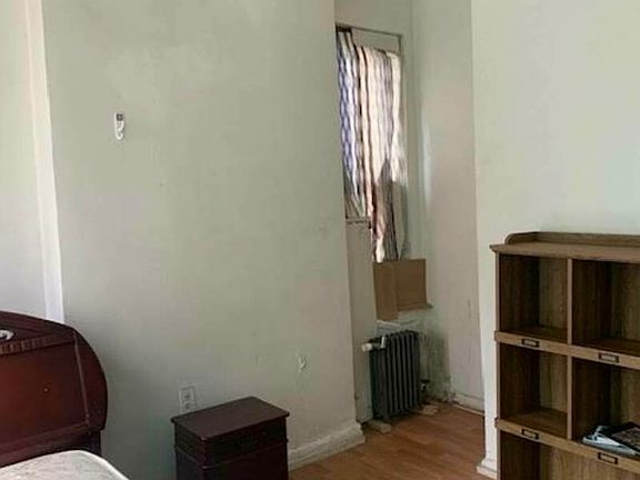 4th image of 198 W 134th St #2C