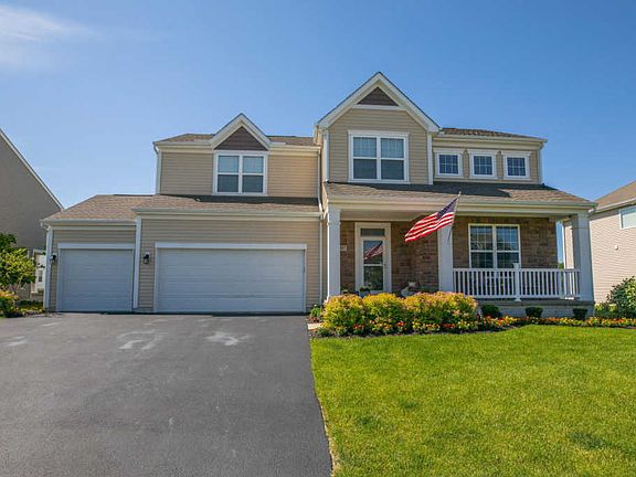 2nd image of 587 Bridle Dr