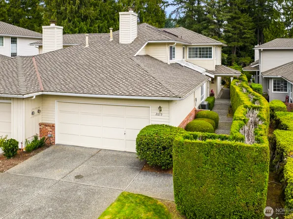 2015 Mill Pointe Drive SE, Mill Creek, WA 98012