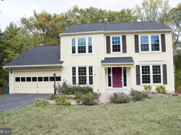 11983 San Ysidro Ct, Woodbridge, VA 22192