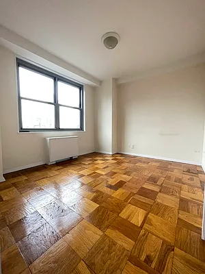 Rented by Bond New York | media 11
