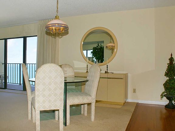 3rd image of 1480 Gulf Blvd APT 903