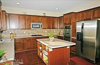 4th image of 108 Creek Shoals Dr