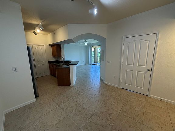 4th image of 12970 Positano Cir APT 306
