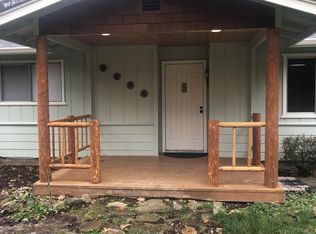 5744 New Hope Rd, Grants Pass, OR 97527