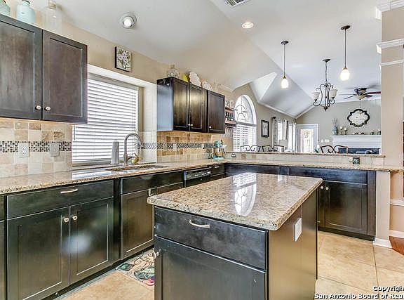 4th image of 13515 Fairfield Farms