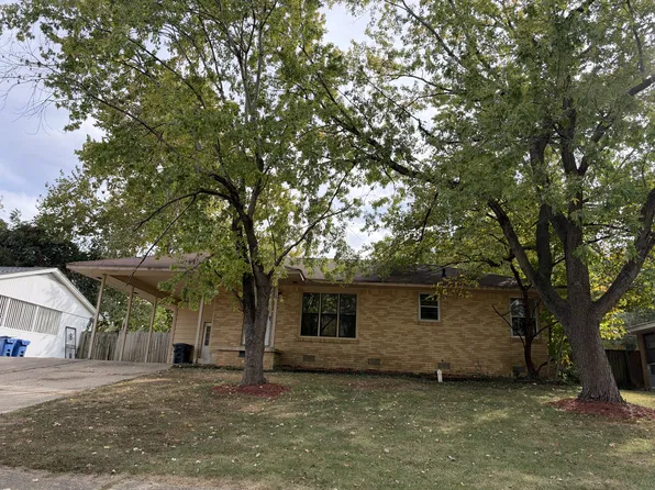 725 Valley Dr, Jonesboro, AR 72401