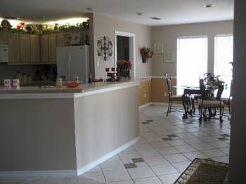 5th image of 308 Dena Ln