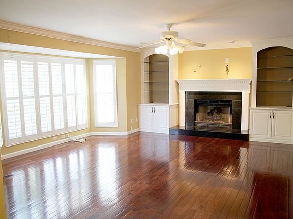 Ceiling Fan and Fireplace Accent Lights