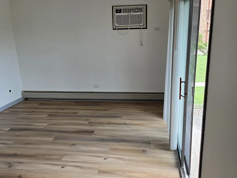 15709 Terrace Dr #1 — Photo 12