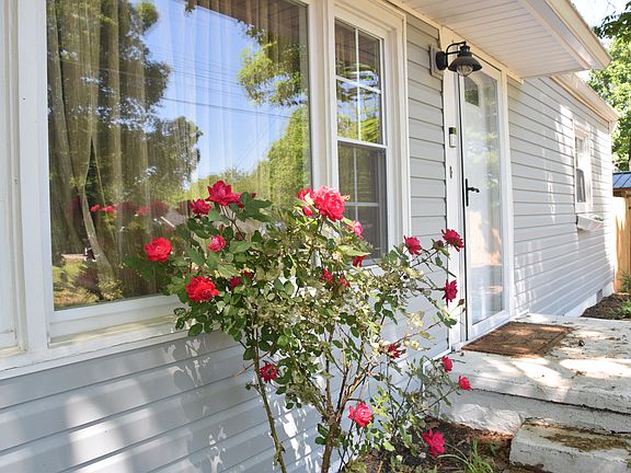 4th image of 7639 Austin Dr