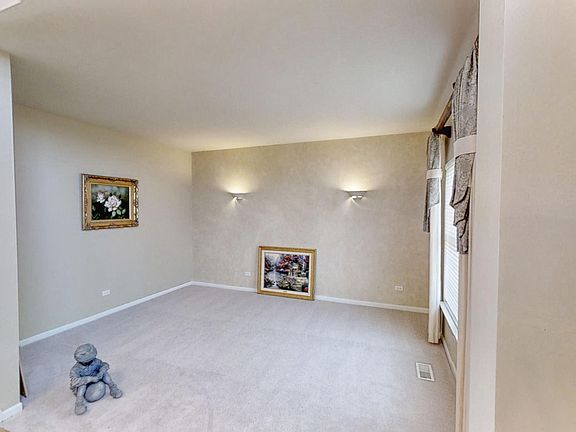 4th image of 611 Long Cove Dr
