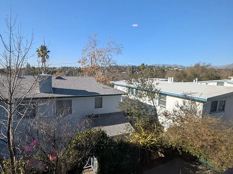 342A Pasadena Ave — Photo 8