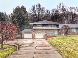 824 Shenango Rd, Beaver Falls, PA 15010