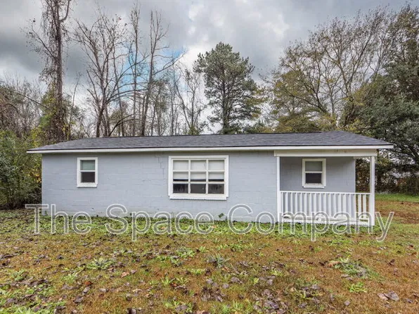 209 Testament Ln, Moncks Corner, SC 29461