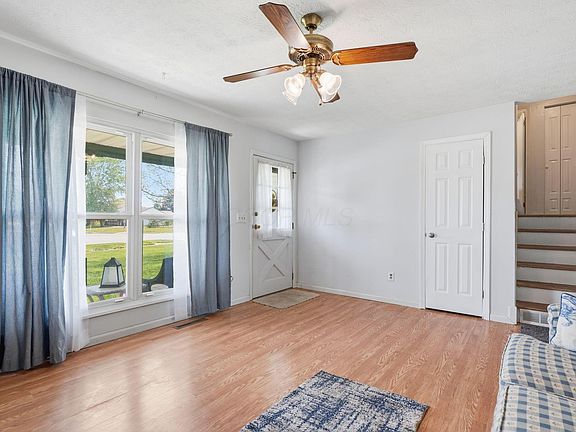 4th image of 4903 Astoria Ave