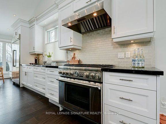 3rd image of 15 Sulkara Ct