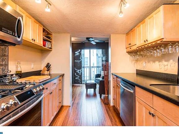 5th image of 2336 E Letterly St