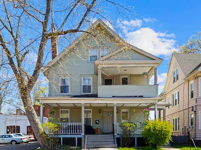 254 S Whitney St — Photo 2