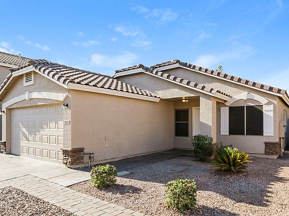 3rd image of 2053 E Arabian Dr